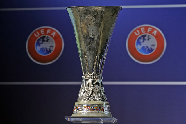 19h00 hôm nay bốc thăm chia cặp vòng 1/8 Europa League: Man Utd - ứng viên hàng đầu cho chức vô địch - Ảnh 1.