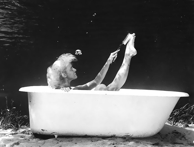 Chiêm ngưỡng ảnh nghệ thuật chụp dưới nước từ thập niên 30 - Ảnh 16.