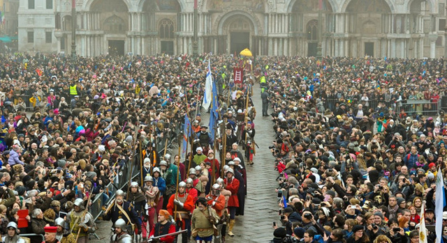 Lễ hội hóa trang khiến Venice như trở lại thời Phục Hưng - Ảnh 3.