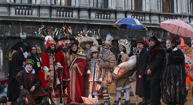 Lễ hội hóa trang khiến Venice như trở lại thời Phục Hưng - Ảnh 5.