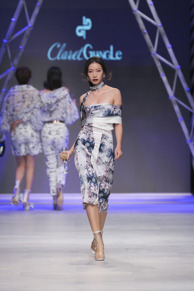 Á hậu Huyền My, siêu mẫu Võ Hoàng Yến đọ vẻ kiêu kỳ trên sàn catwalk - Ảnh 8.