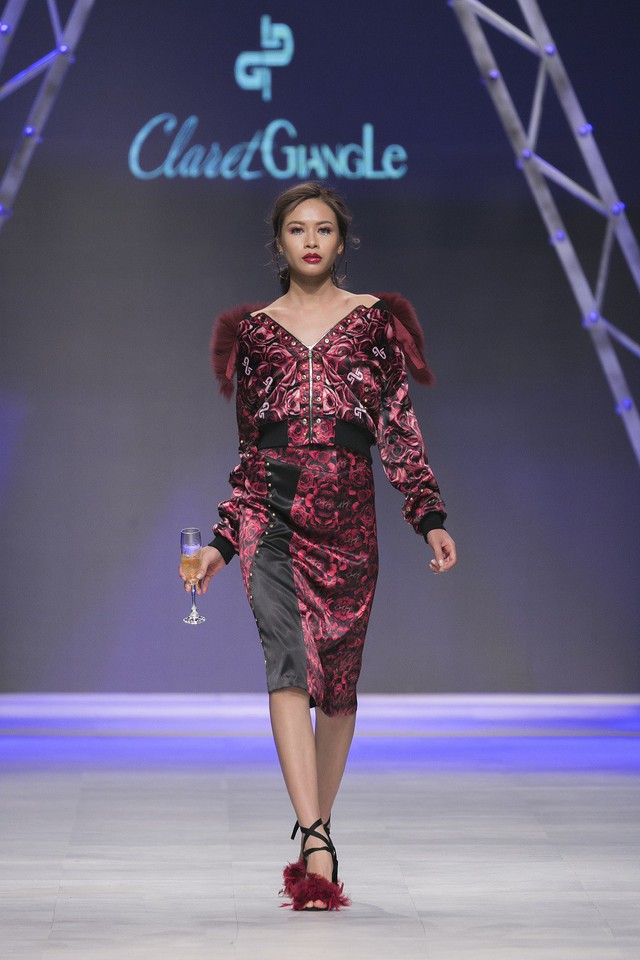 Á hậu Huyền My, siêu mẫu Võ Hoàng Yến đọ vẻ kiêu kỳ trên sàn catwalk - Ảnh 18.