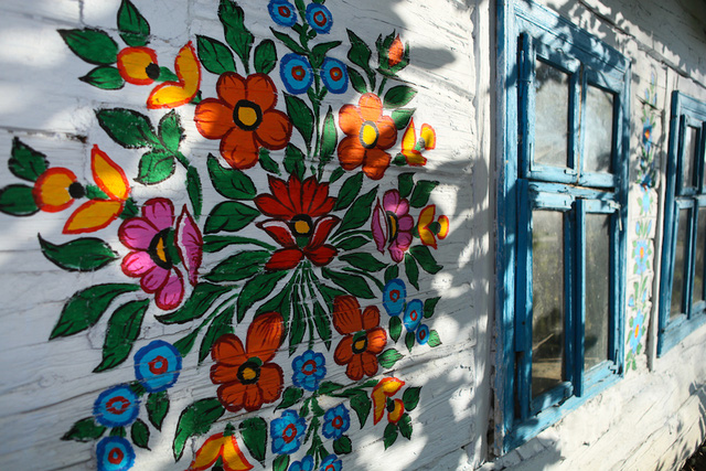 Ghé thăm ngôi làng ở Ba Lan ngập tràn họa tiết hoa - Ảnh 10.