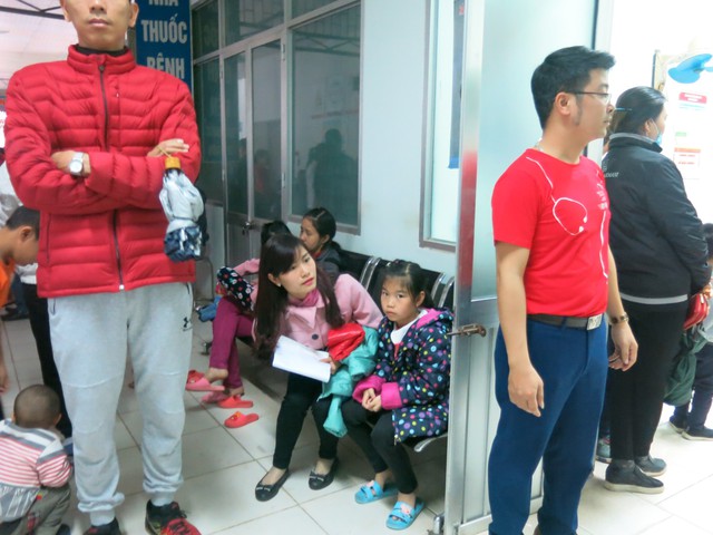 1.200 em nhỏ ở Hưng Yên được khám sàng lọc tim bẩm sinh - Ảnh 8.