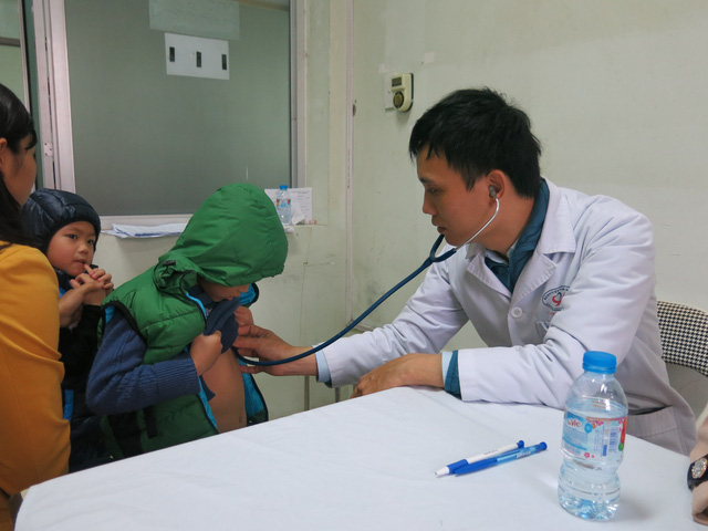 1.200 em nhỏ ở Hưng Yên được khám sàng lọc tim bẩm sinh - Ảnh 9.