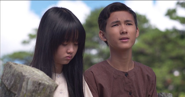 Phim Mộng phù hoa - Tập 2: Ba Trang (Kim Tuyến) sống cuộc đời tù túng, suýt bị ba dượng hãm hại - Ảnh 19.
