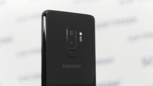 Chú ý: Samsung chuẩn bị ra mắt smartphone chơi game chuyên dụng - Ảnh 2.