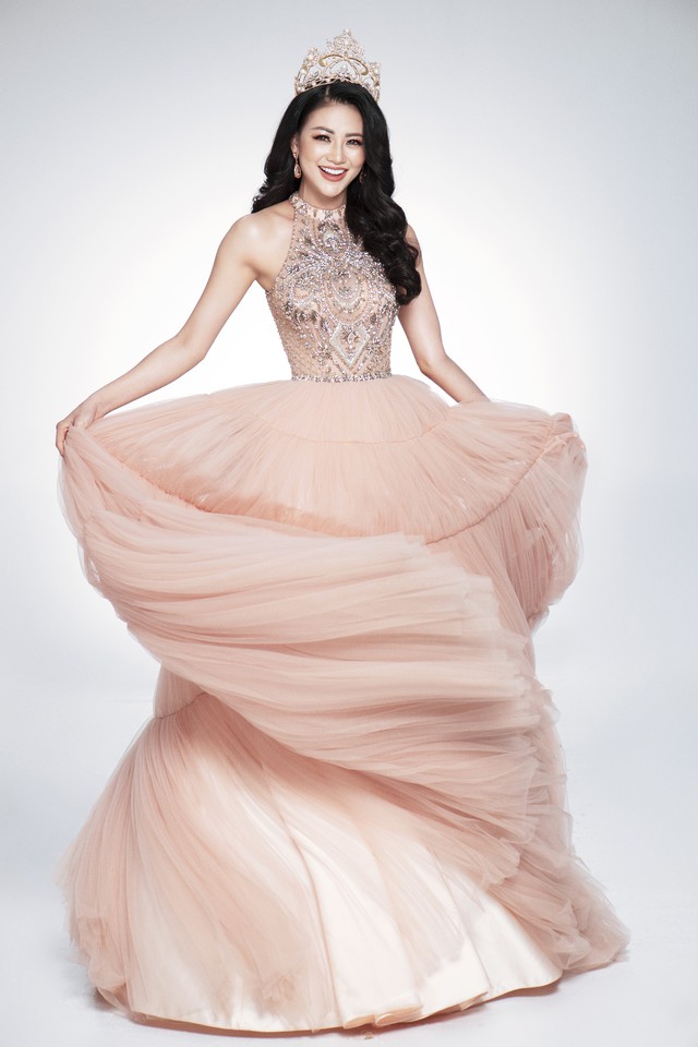Nguyễn Phương Khánh khoe đường cong, kêu gọi bình chọn tại Miss Earth 2018 - Ảnh 8.