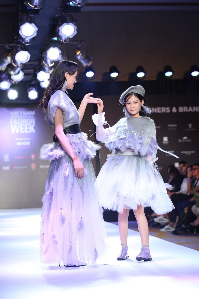20 NTK, thương hiệu tham dự Tuần lễ thời trang quốc tế Việt Nam Thu - Đông 2018 - Ảnh 2.