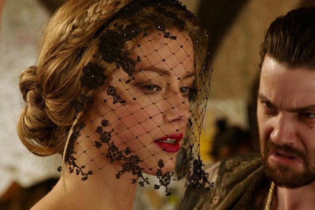 Bị chê tơi tả, phim mới của Amber Heard “đạt” doanh thu mở màn tệ nhất lịch sử - Ảnh 1.