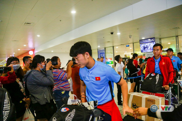 AFF Cup 2018: ĐT Việt Nam đã trở về nước sau chuyến tập huấn tại Hàn Quốc - Ảnh 10.