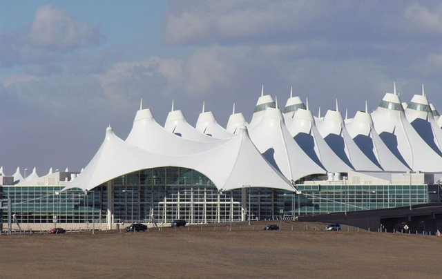 Những sân bay được khách du lịch đánh giá đẹp nhất thế giới - Ảnh 19.