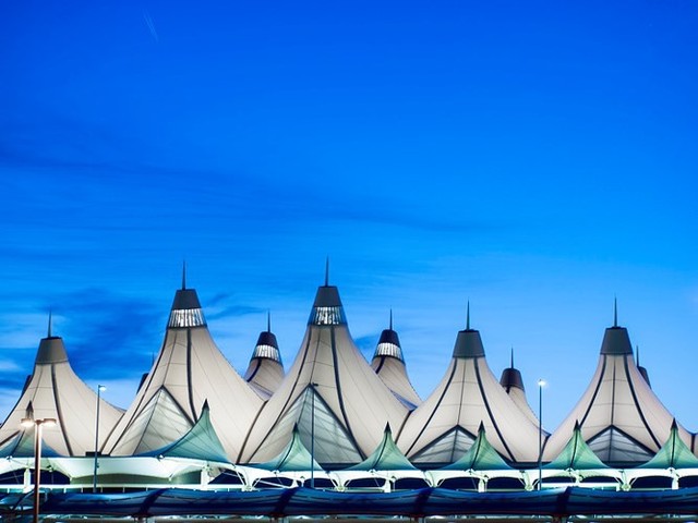 Những sân bay được khách du lịch đánh giá đẹp nhất thế giới - Ảnh 20.