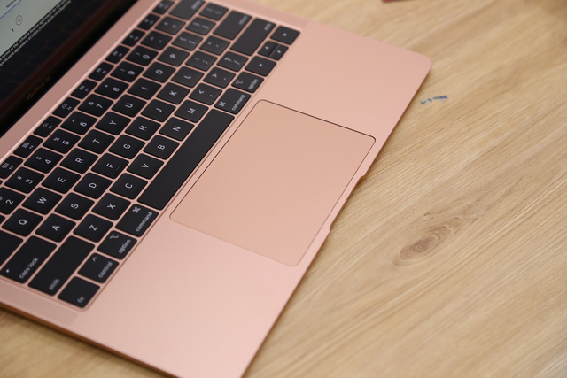 MacBook Air 2018 mới nhìn đã… muốn mua của Apple - Ảnh 4.