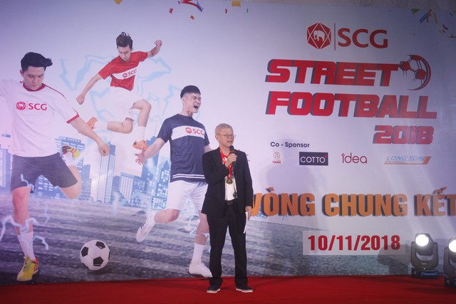 Sôi động ngày hội bóng đá đường phố SCG Street Football 2018 giữa phố đi bộ Hồ Hoàn Kiếm - Ảnh 14.