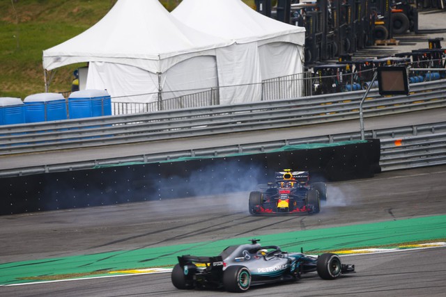 Đua xe F1: Lewis Hamilton giành chiến thắng ở Brazil GP 2018 - Ảnh 3.