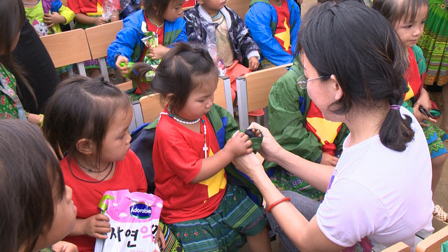 Xây dựng 2 điểm trường mầm non cho các em nhỏ vùng cao tại tỉnh Lai Châu - Ảnh 5.