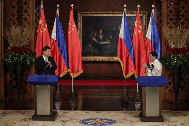 Trung Quốc, Philippines nâng cấp quan hệ lên tầm hợp tác chiến lược toàn diện - Ảnh 1.