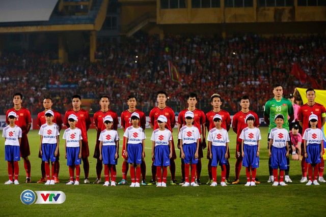 ẢNH: Toàn cảnh ĐT Việt Nam giành chiến thắng 3-0 trước ĐT Campuchia trên sân Hàng Đẫy - Ảnh 1.