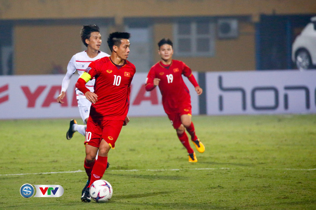 ẢNH: Toàn cảnh ĐT Việt Nam giành chiến thắng 3-0 trước ĐT Campuchia trên sân Hàng Đẫy - Ảnh 15.