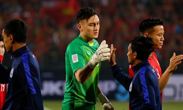Đặng Văn Lâm lập kỷ lục giữ sạch lưới tại AFF Cup - Ảnh 2.