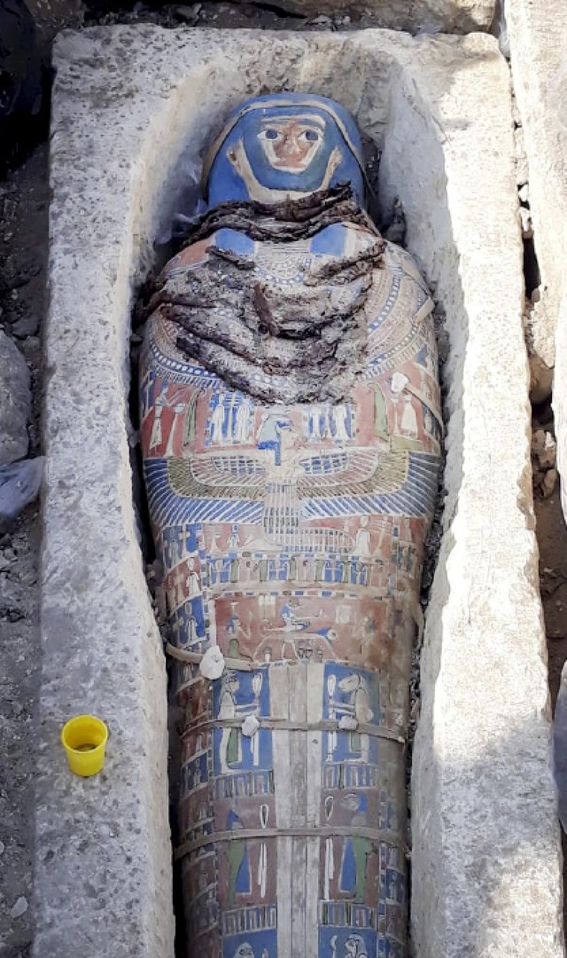 Ai Cập liên tiếp phát hiện nhiều xác ướp cổ đại còn nguyên vẹn - Ảnh 1.