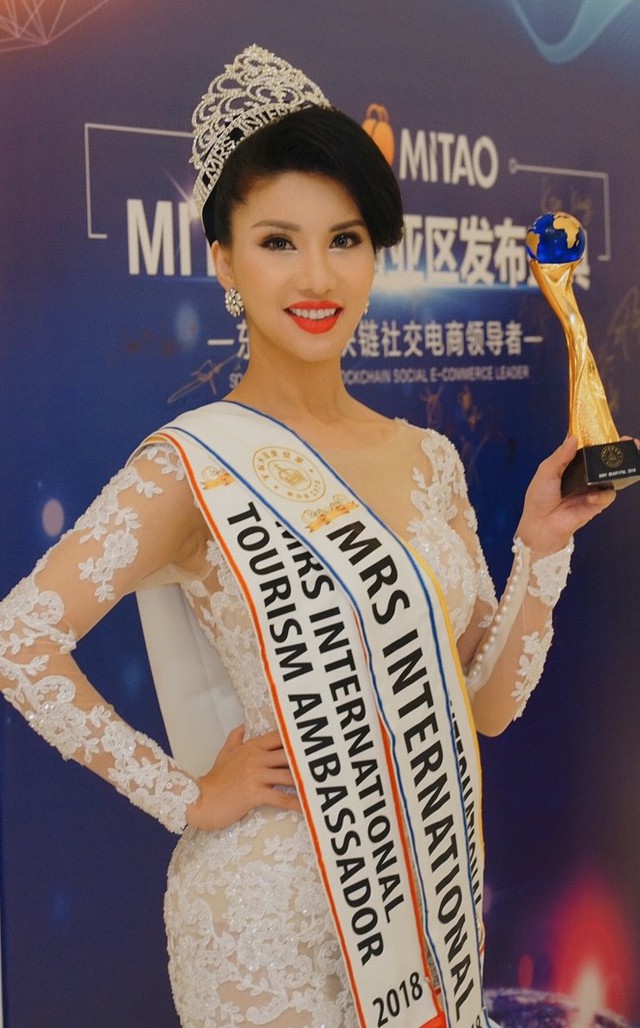 Loan Vương đăng quang Hoa hậu Quý bà quốc tế 2018 - Ảnh 3.