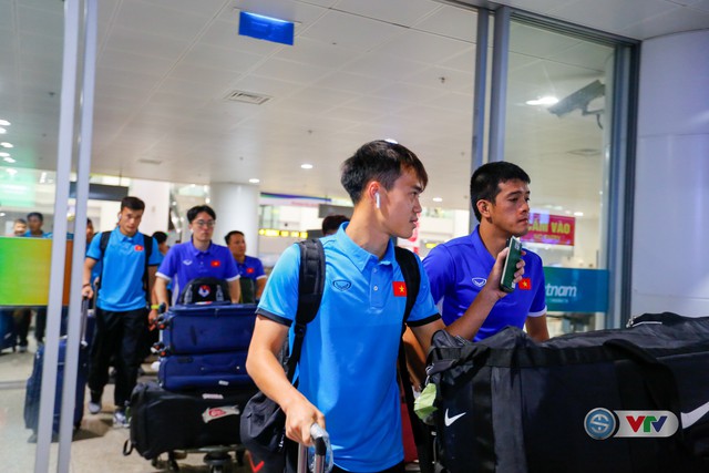 AFF Cup 2018: ĐT Việt Nam đã trở về nước sau chiến thắng 3-0 trước ĐT Lào - Ảnh 1.