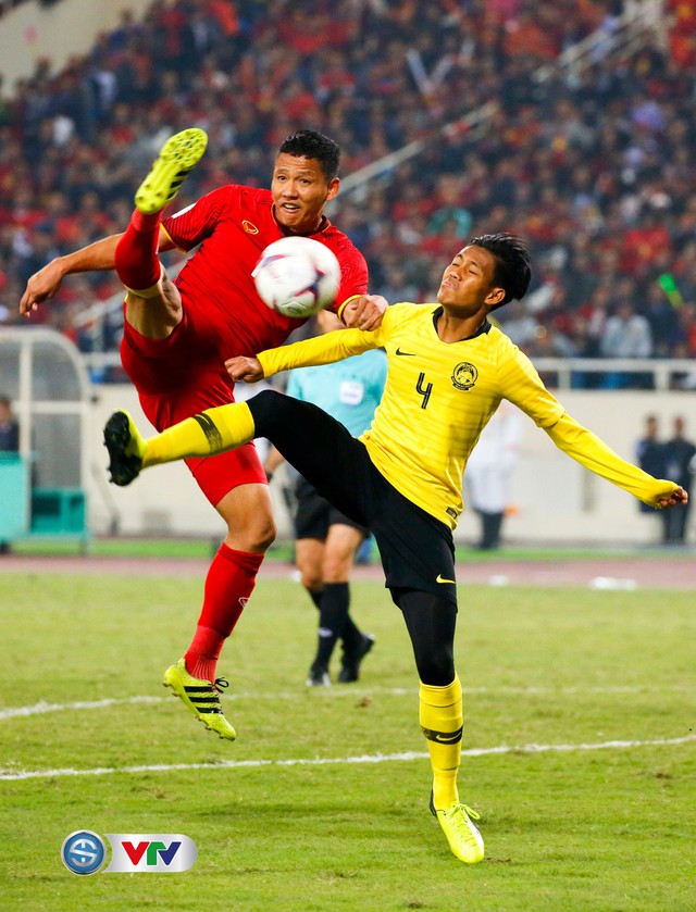 Đội hình tiêu biểu AFF Cup 2018: ĐT Việt Nam áp đảo - Ảnh 11.