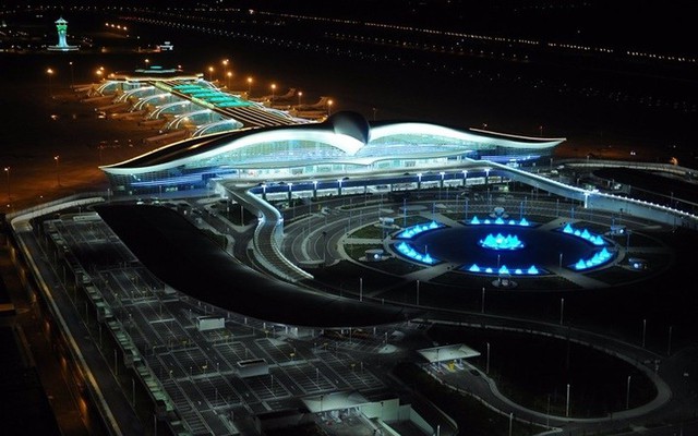 Ngắm những sân bay tuyệt mỹ nhất thế giới - Ảnh 1.
