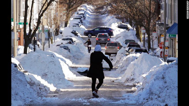 Những hình ảnh “kinh dị” về mùa đông giá rét và khắc nghiệt ở Mỹ - Ảnh 10.