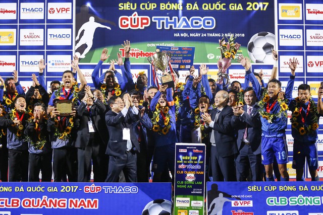 ẢNH: Khoảnh khắc CLB Quảng Nam giành chức vô địch Siêu cúp Quốc gia 2017 - Ảnh 24.
