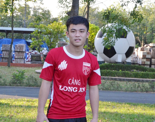 Chuyển nhượng BĐVN 2018: Thái Sung, Hữu Dũng tìm đội bóng mới - Ảnh 1.