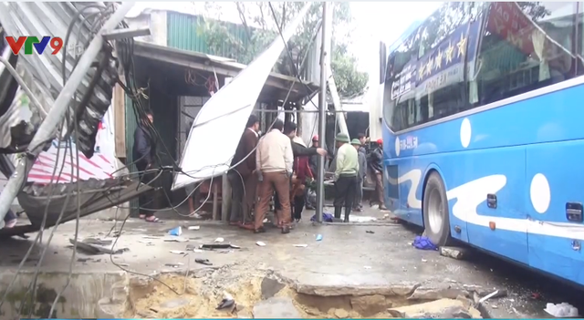 Hà Tĩnh: Tai nạn giao thông khiến ba người thương vong - Ảnh 2.