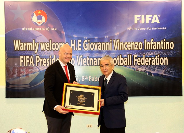 Ảnh: Chủ tịch FIFA Gianni Infantino trong chuyến thăm và làm việc tại Việt Nam - Ảnh 6.