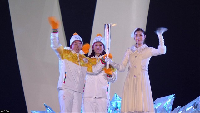 ẢNH: Lễ khai mạc đầy màu sắc của Olympic Pyeongchang 2018 - Ảnh 16.