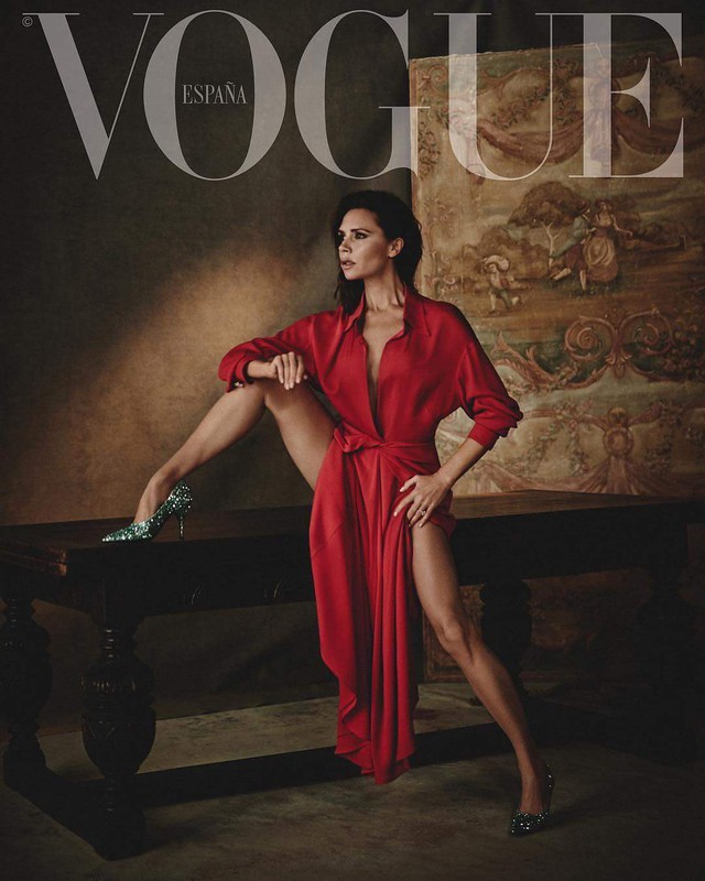 Victoria Beckham tự tin khoe thân hình cò hương trên Vogue España - Ảnh 2.
