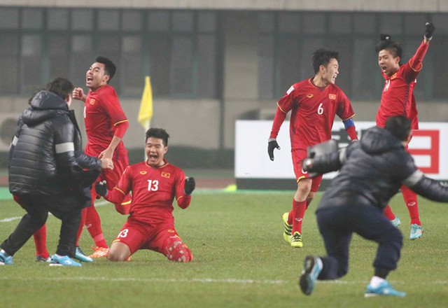 Ảnh: Nhìn lại những khoảnh khắc ấn tượng, tự hào trong chiến thắng lịch sử của U23 Việt Nam trước U23 Iraq - Ảnh 21.