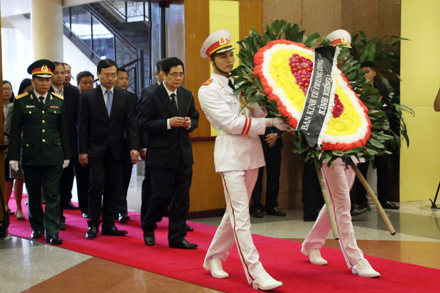 Trang trọng lễ viếng nguyên Thủ tướng Phan Văn Khải tại Hà Nội - Ảnh 4.