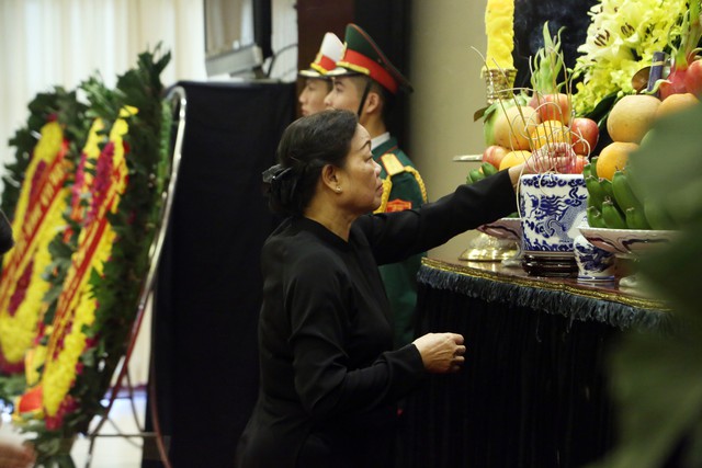 Trang trọng lễ viếng nguyên Thủ tướng Phan Văn Khải tại Hà Nội - Ảnh 12.