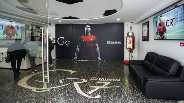 Khám phá Bảo tàng Cristiano Ronaldo tại Bồ Đào Nha - Ảnh 2.