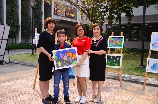 Chợ phiên Hanoi Academy 2018 gây quỹ từ thiện chương trình Trái tim cho em - Ảnh 16.