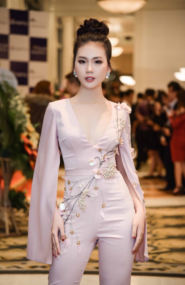 Điểm mặt những người đẹp sáng giá của Bán kết Hoa hậu Biển Việt Nam toàn cầu 2018 - Ảnh 1.