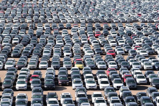 Hơn 300.000 xe diesel của Volkswagen nằm bãi ở Mỹ - Ảnh 2.