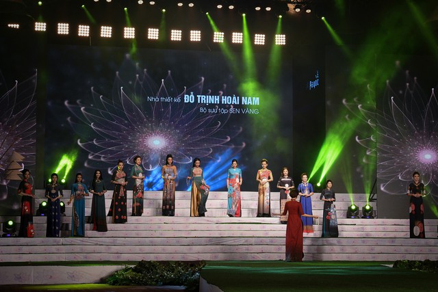 Đỗ Trịnh Hoài Nam được bình chọn là nhà thiết kế áo dài của năm - Ảnh 2.