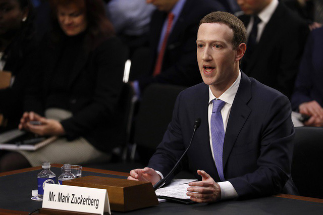 Mark Zuckerberg đập tan thuyết âm mưu Facebook nghe lén người dùng - Ảnh 1.
