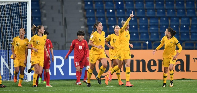VCK Asian Cup 2018: ĐT nữ Việt Nam nhận trận thua 0-8 trước ĐT nữ Australia - Ảnh 2.