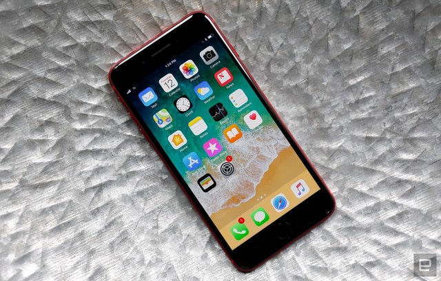 Đẹp lung linh iPhone 8 màu đỏ - Ảnh 1.