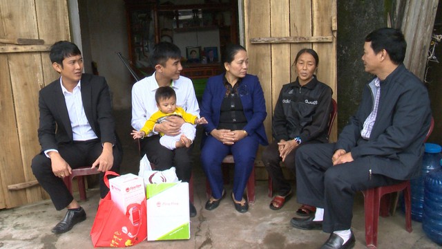 650 hộ nghèo Nghệ An nhận được hỗ trợ - Ảnh 7.