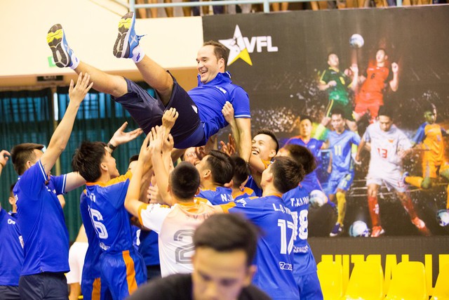 Hanoi Buffaloes vô địch Giải futsal VFL Cup 2018 - Ảnh 2.